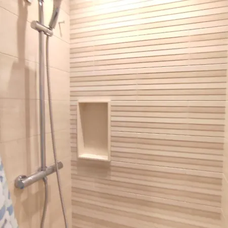 Piso Aubi Apartamento